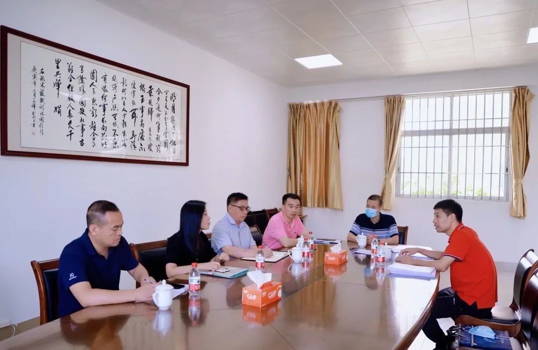 Shunde District responsible supervisor Xie Xiang visits Wonder School for special supervision