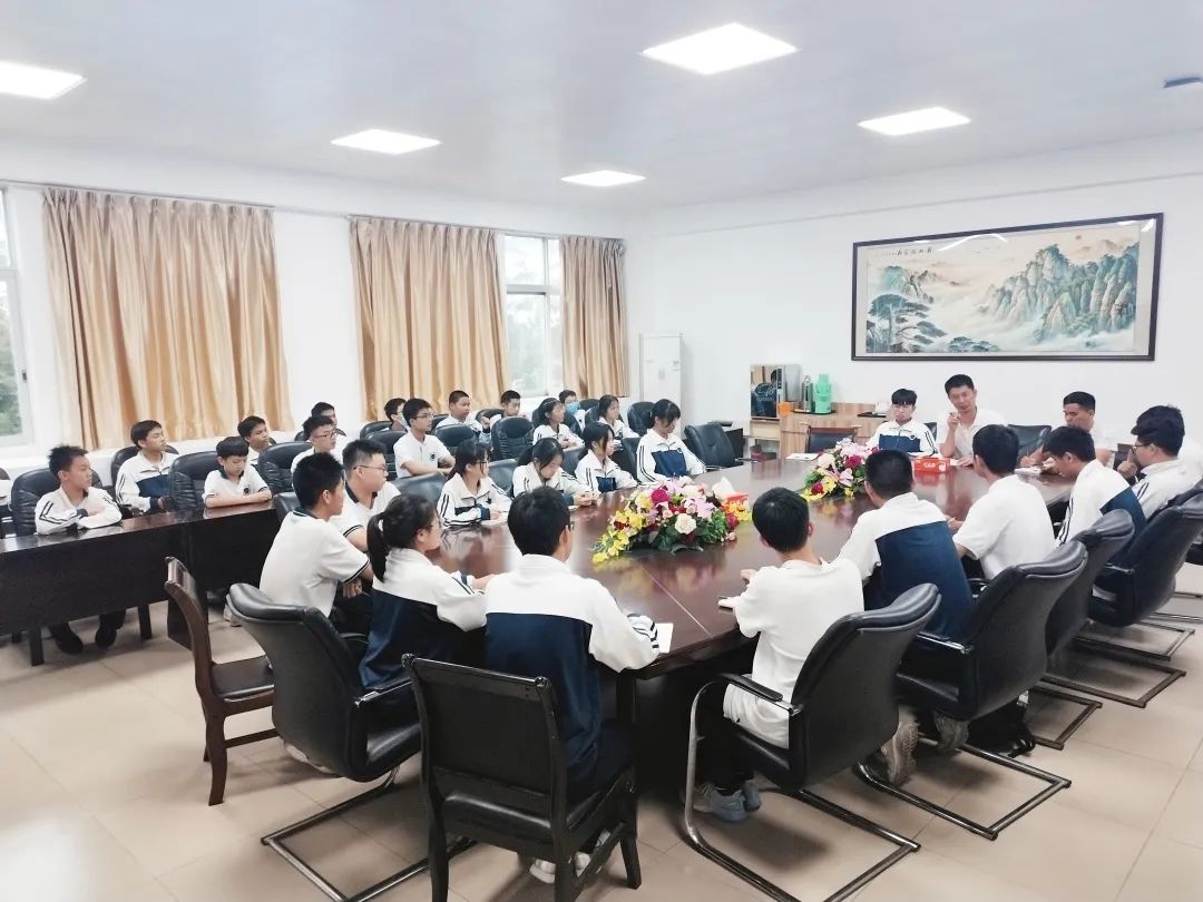 Healthy meals, nurturing growth together | Shunde Wonder School holds a student meal forum